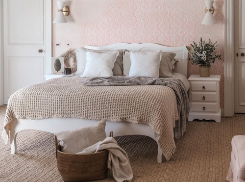White double bed 4ft6 - double,