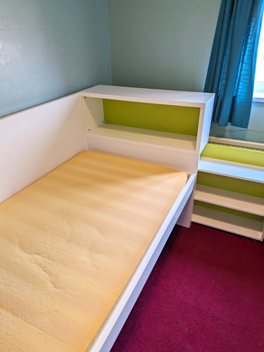 White green single - wooden, bed